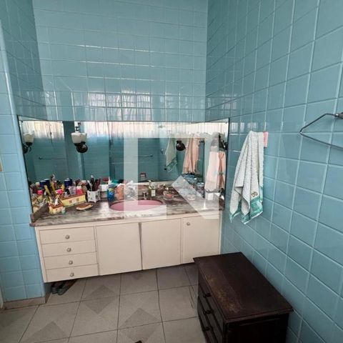 Casa para alugar com 250m², 4 quartos e 2 vagas Casa para alugar com 250m², 4 quartos e 2 vagasBanheiro Social