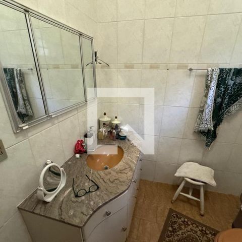 Casa para alugar com 250m², 4 quartos e 2 vagas Casa para alugar com 250m², 4 quartos e 2 vagasBanheiro da Suíte