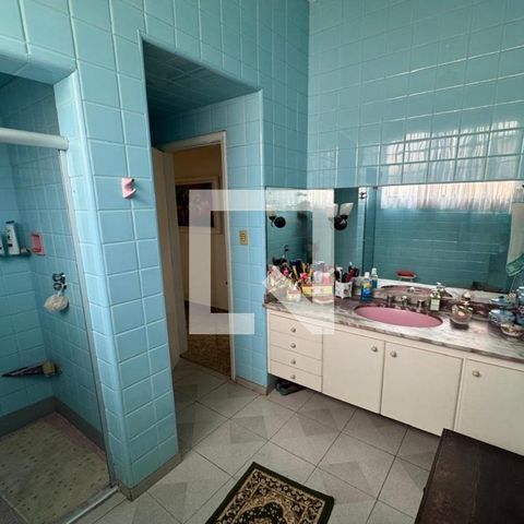 Casa para alugar com 250m², 4 quartos e 2 vagas Casa para alugar com 250m², 4 quartos e 2 vagasBanheiro Social