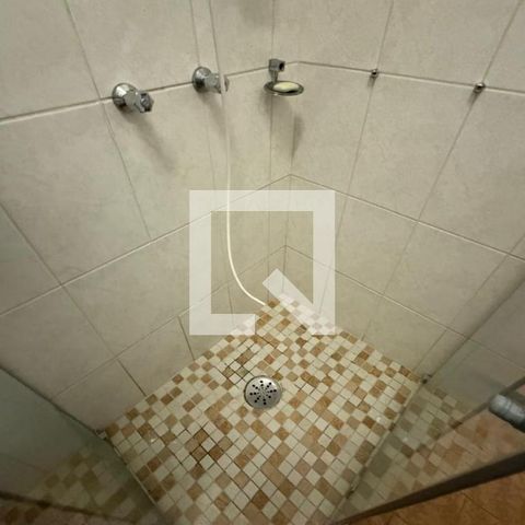 Casa para alugar com 250m², 4 quartos e 2 vagas Casa para alugar com 250m², 4 quartos e 2 vagasBanheiro da Suíte