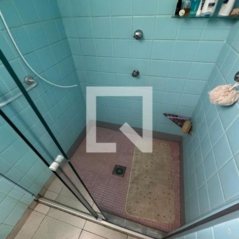 Casa para alugar com 250m², 4 quartos e 2 vagas Casa para alugar com 250m², 4 quartos e 2 vagasBanheiro Social