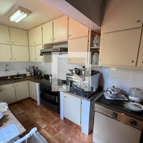 Casa para alugar com 250m², 4 quartos e 2 vagas Casa para alugar com 250m², 4 quartos e 2 vagasCozinha