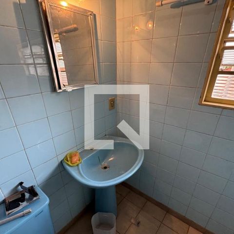 Casa para alugar com 250m², 4 quartos e 2 vagas Casa para alugar com 250m², 4 quartos e 2 vagasBanheiro do Quarto de Serviço