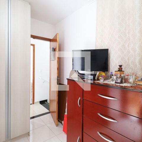 Casa à venda com 73m², 3 quartos e 1 vaga Casa à venda com 73m², 3 quartos e 1 vagaSuíte