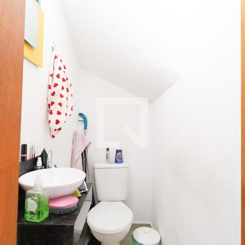 Casa à venda com 73m², 3 quartos e 1 vaga Casa à venda com 73m², 3 quartos e 1 vagaLavabo