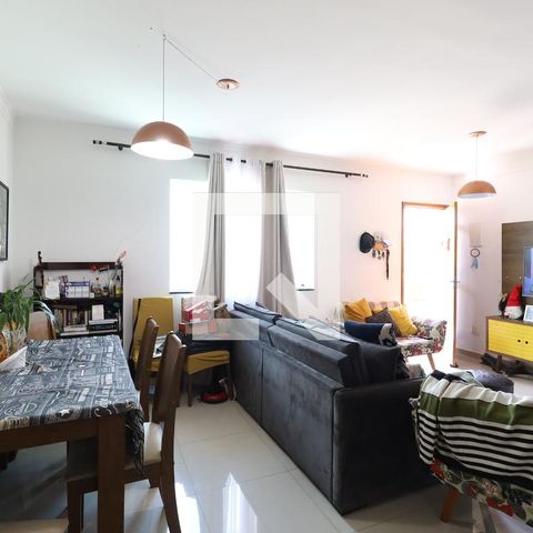 Casa à venda com 73m², 3 quartos e 1 vaga Casa à venda com 73m², 3 quartos e 1 vagaSala