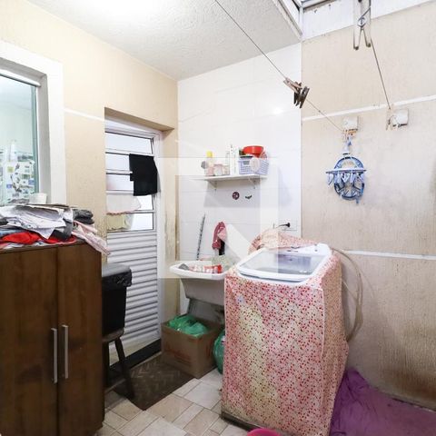 Casa à venda com 73m², 3 quartos e 1 vaga Casa à venda com 73m², 3 quartos e 1 vagaÁrea de serviço