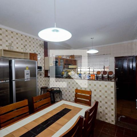 Casa à venda com 400m², 3 quartos e 6 vagasCozinha
