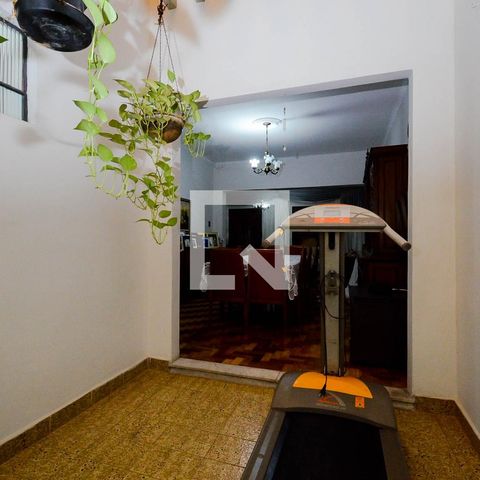 Casa à venda com 400m², 3 quartos e 6 vagasJardim de Inverno