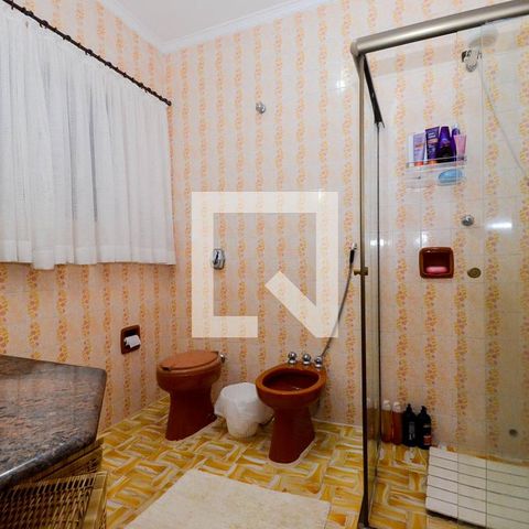 Casa à venda com 400m², 3 quartos e 6 vagasBanheiro Social