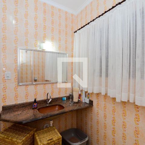 Casa à venda com 400m², 3 quartos e 6 vagasBanheiro Social