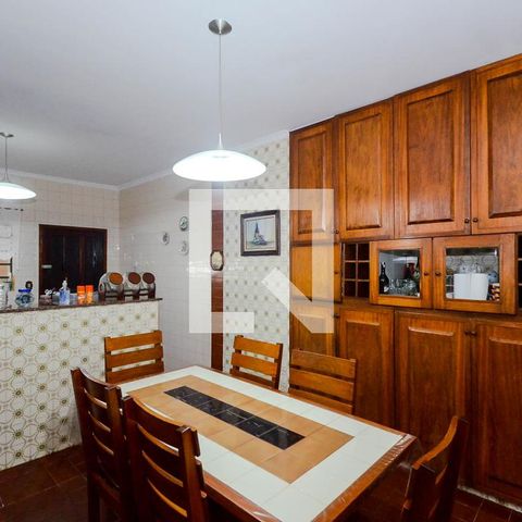 Casa à venda com 400m², 3 quartos e 6 vagasCozinha