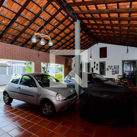Casa à venda com 400m², 3 quartos e 6 vagasGaragem