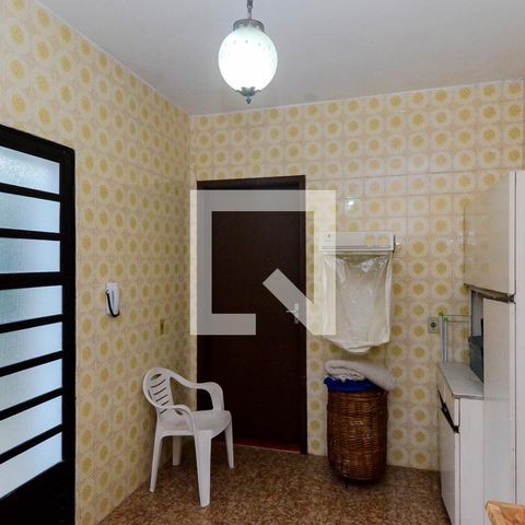 Casa à venda com 400m², 3 quartos e 6 vagasÁrea de Serviço
