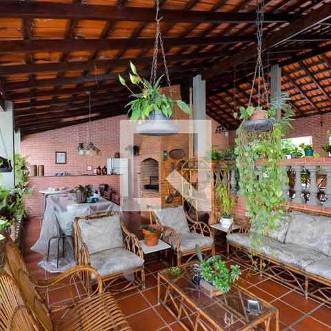 Casa à venda com 400m², 3 quartos e 6 vagasÁrea Gourmet