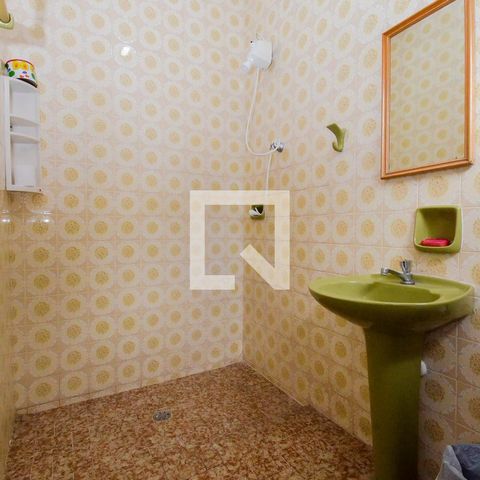 Casa à venda com 400m², 3 quartos e 6 vagasBanheiro de serviço