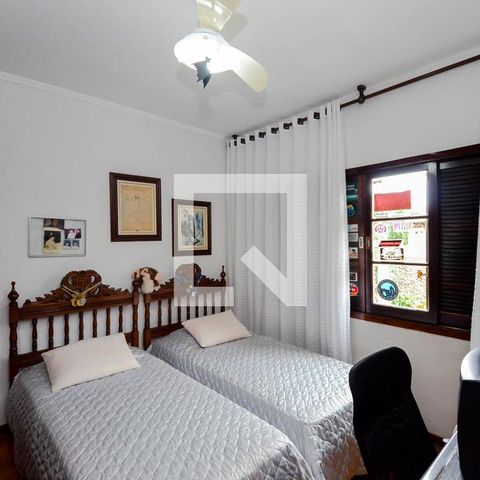 Casa à venda com 400m², 3 quartos e 6 vagasQuarto 2