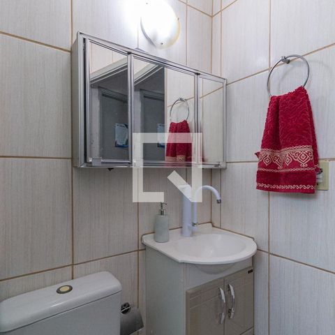 Casa à venda com 180m², 3 quartos e 2 vagas Casa à venda com 180m², 3 quartos e 2 vagasBanheiro
