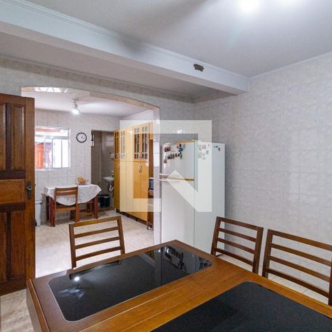 Casa à venda com 180m², 3 quartos e 2 vagas Casa à venda com 180m², 3 quartos e 2 vagasSala de jantar