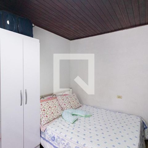Casa à venda com 180m², 3 quartos e 2 vagas Casa à venda com 180m², 3 quartos e 2 vagasQuarto de serviço
