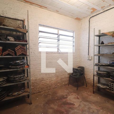 Casa à venda com 132m², 3 quartos e 5 vagaspredio comercial 2