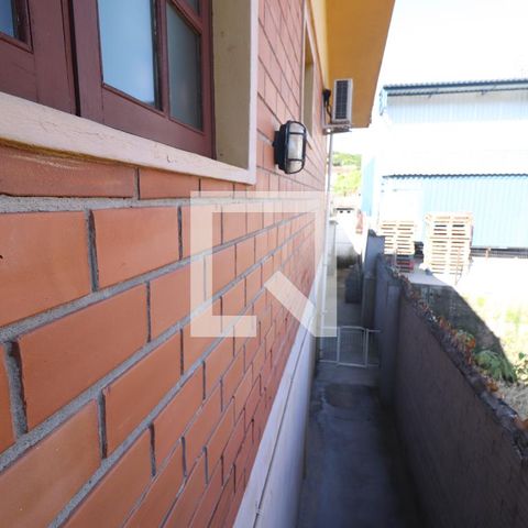 Casa à venda com 132m², 3 quartos e 5 vagasCorredor