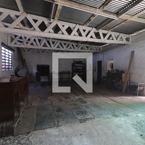 Casa à venda com 132m², 3 quartos e 5 vagaspredio comercial 2