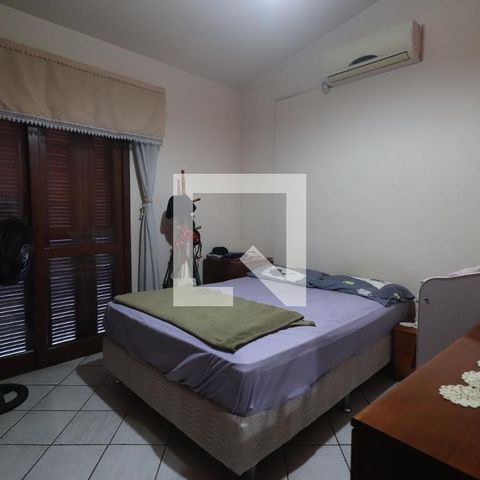 Casa à venda com 132m², 3 quartos e 5 vagasQuarto 02