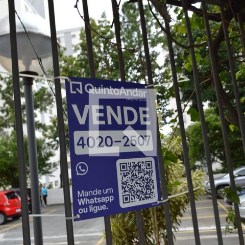 Apartamento à venda com 57m², 2 quartos e 1 vagaPlaquinha