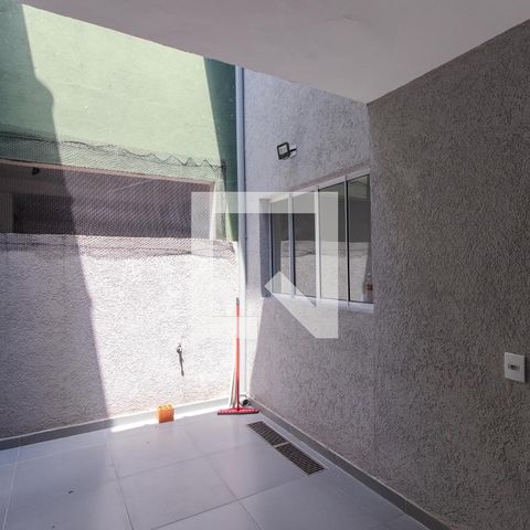 Casa à venda com 119m², 4 quartos e 1 vaga Casa à venda com 119m², 4 quartos e 1 vagaQuintal