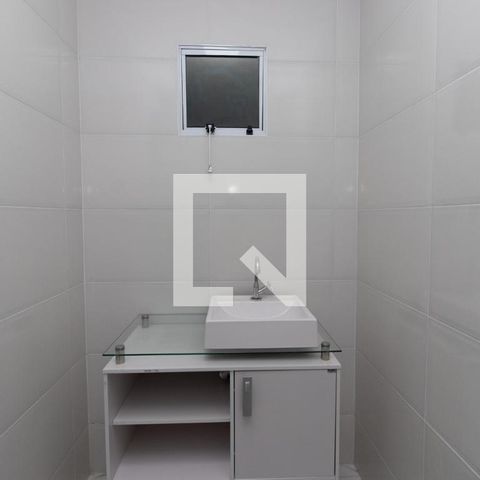 Casa à venda com 119m², 4 quartos e 1 vaga Casa à venda com 119m², 4 quartos e 1 vagaBanheiro de Serviço