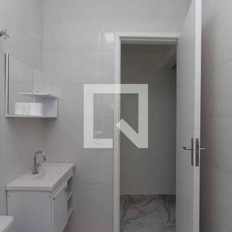 Casa à venda com 119m², 4 quartos e 1 vaga Casa à venda com 119m², 4 quartos e 1 vagaBanheiro Social