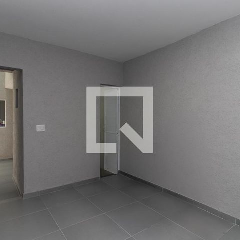 Casa à venda com 119m², 4 quartos e 1 vaga Casa à venda com 119m², 4 quartos e 1 vagaÁrea de Serviço