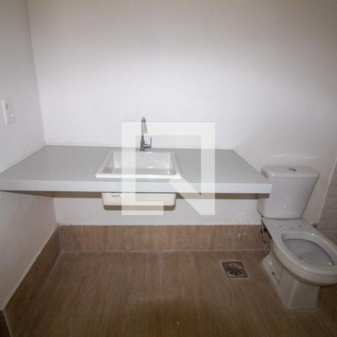 Casa à venda com 854m², 4 quartos e 6 vagas Casa à venda com 854m², 4 quartos e 6 vagasBanheiro da Academia