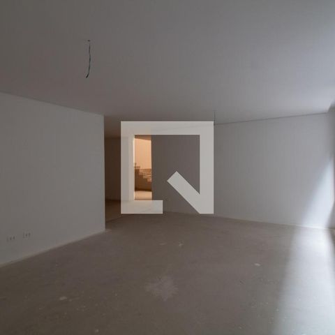 Casa à venda com 854m², 4 quartos e 6 vagas Casa à venda com 854m², 4 quartos e 6 vagasAcademia
