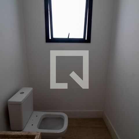Casa à venda com 854m², 4 quartos e 6 vagas Casa à venda com 854m², 4 quartos e 6 vagasLavabo