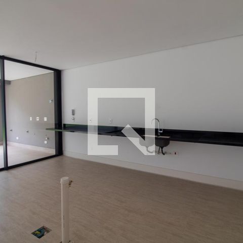 Casa à venda com 854m², 4 quartos e 6 vagas Casa à venda com 854m², 4 quartos e 6 vagasCozinha