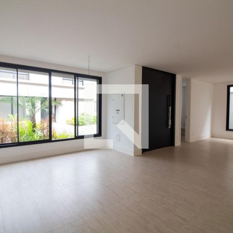 Casa à venda com 854m², 4 quartos e 6 vagas Casa à venda com 854m², 4 quartos e 6 vagasSala 2 / Escritorio