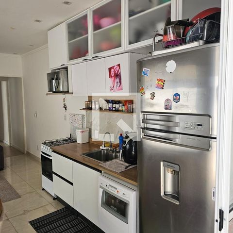 Casa à venda com 125m², 2 quartos e 2 vagas Casa à venda com 125m², 2 quartos e 2 vagasCozinha