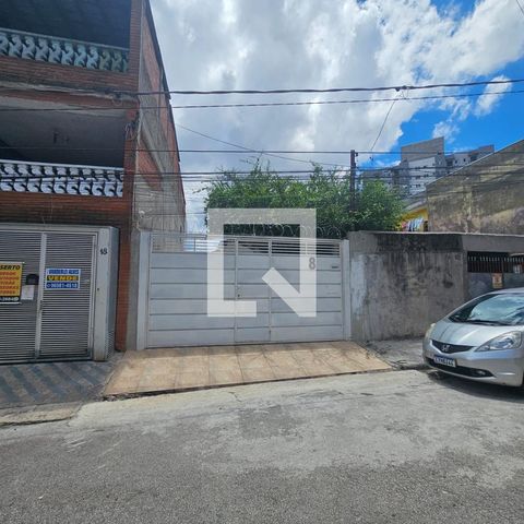 Casa à venda com 125m², 2 quartos e 2 vagas Casa à venda com 125m², 2 quartos e 2 vagasVista da Rua