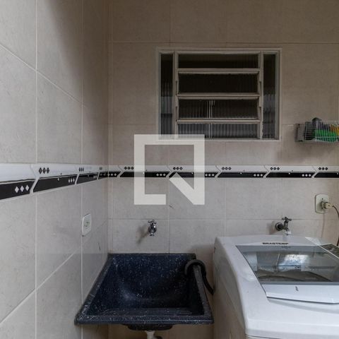 Casa à venda com 120m², 4 quartos e 2 vagas Casa à venda com 120m², 4 quartos e 2 vagasÁrea de Serviço