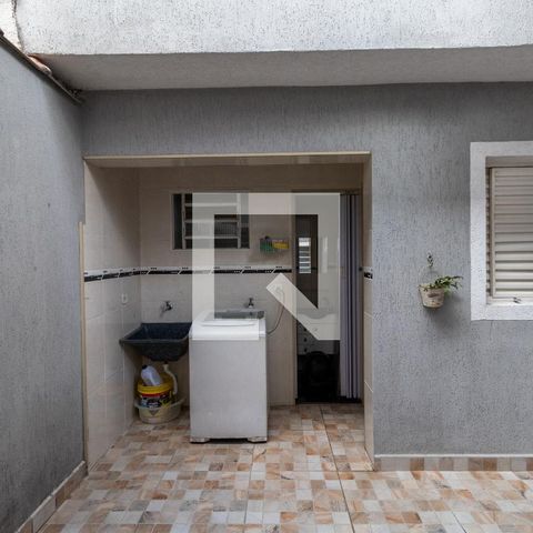 Casa à venda com 120m², 4 quartos e 2 vagas Casa à venda com 120m², 4 quartos e 2 vagasÁrea de Serviço