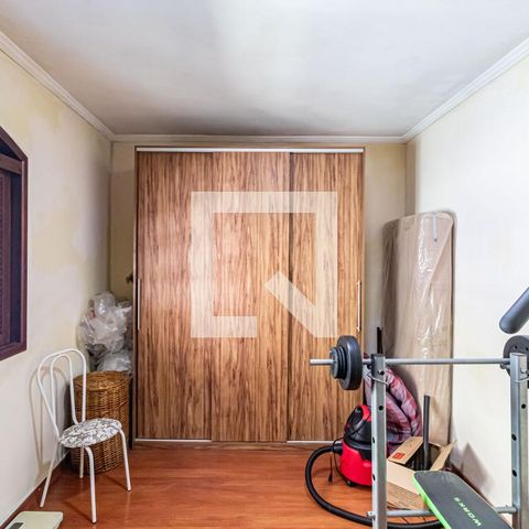 Casa à venda com 221m², 3 quartos e 6 vagas Casa à venda com 221m², 3 quartos e 6 vagasQuarto 02