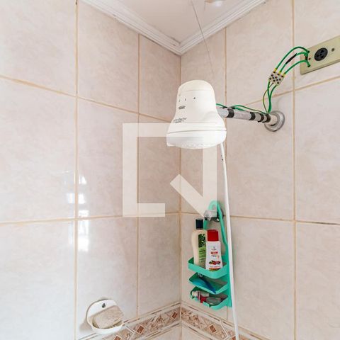 Casa à venda com 221m², 3 quartos e 6 vagas Casa à venda com 221m², 3 quartos e 6 vagasSuite - Banheiro