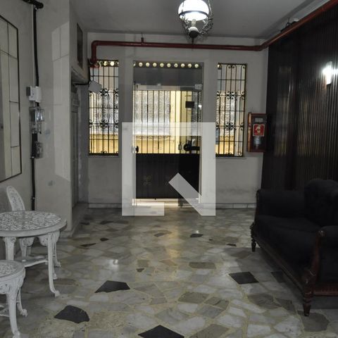 Apartamento à venda com 66m², 3 quartos e sem vagaÁrea comum