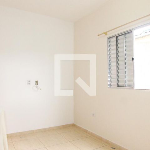 Casa à venda com 300m², 2 quartos e 2 vagas Casa à venda com 300m², 2 quartos e 2 vagasQuarto 1