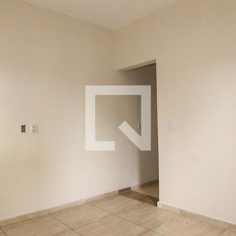 Casa à venda com 300m², 2 quartos e 2 vagas Casa à venda com 300m², 2 quartos e 2 vagasQuarto 2