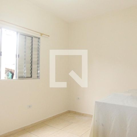 Casa à venda com 300m², 2 quartos e 2 vagas Casa à venda com 300m², 2 quartos e 2 vagasQuarto 1