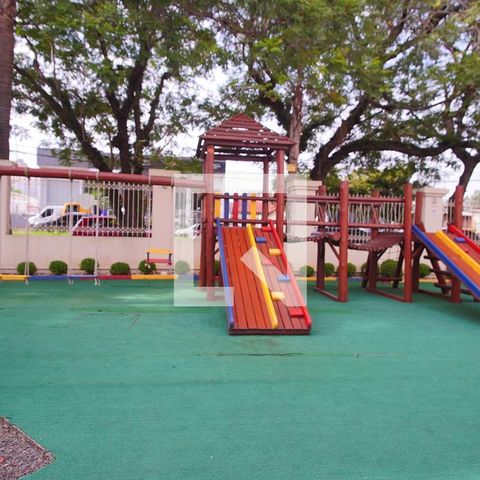 Apartamento à venda com 85m², 2 quartos e 2 vagasÁrea comum - Playground