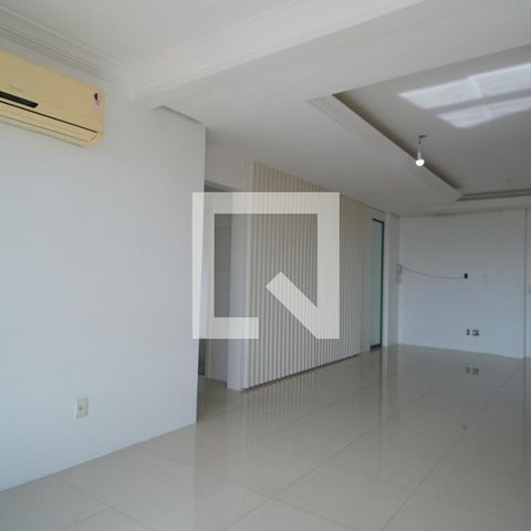 Apartamento à venda com 85m², 2 quartos e 2 vagasSala
